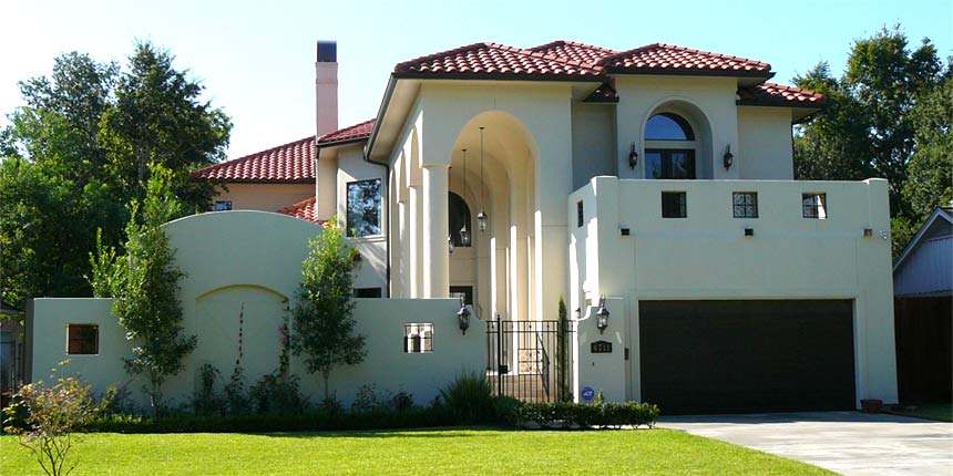 Award-winning custom built homes by Watermark Builders located in Bellaire Texas