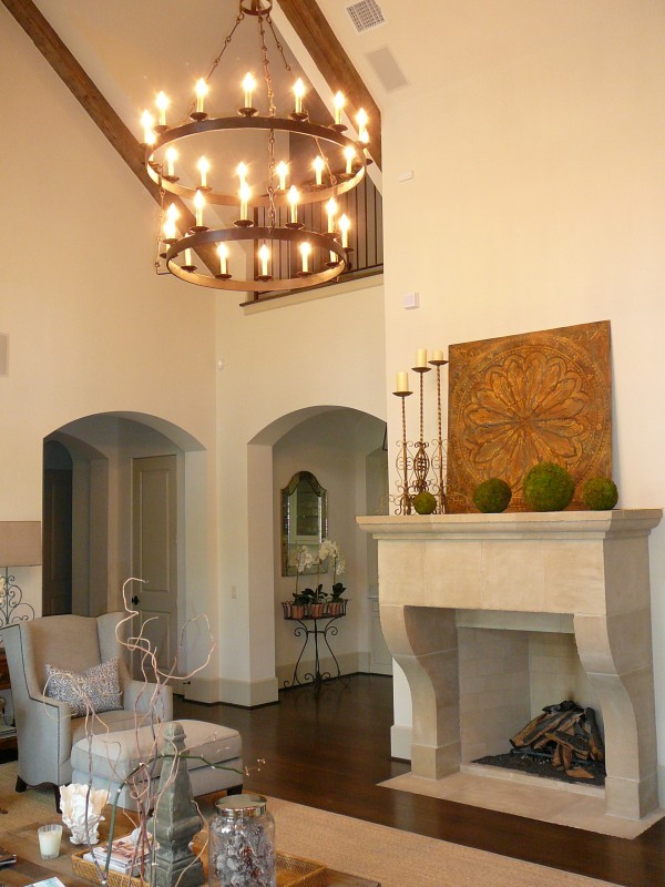 Custom built luxury house by award-winning Watermark Builders founded by Gary Lee in Bellaire Texas